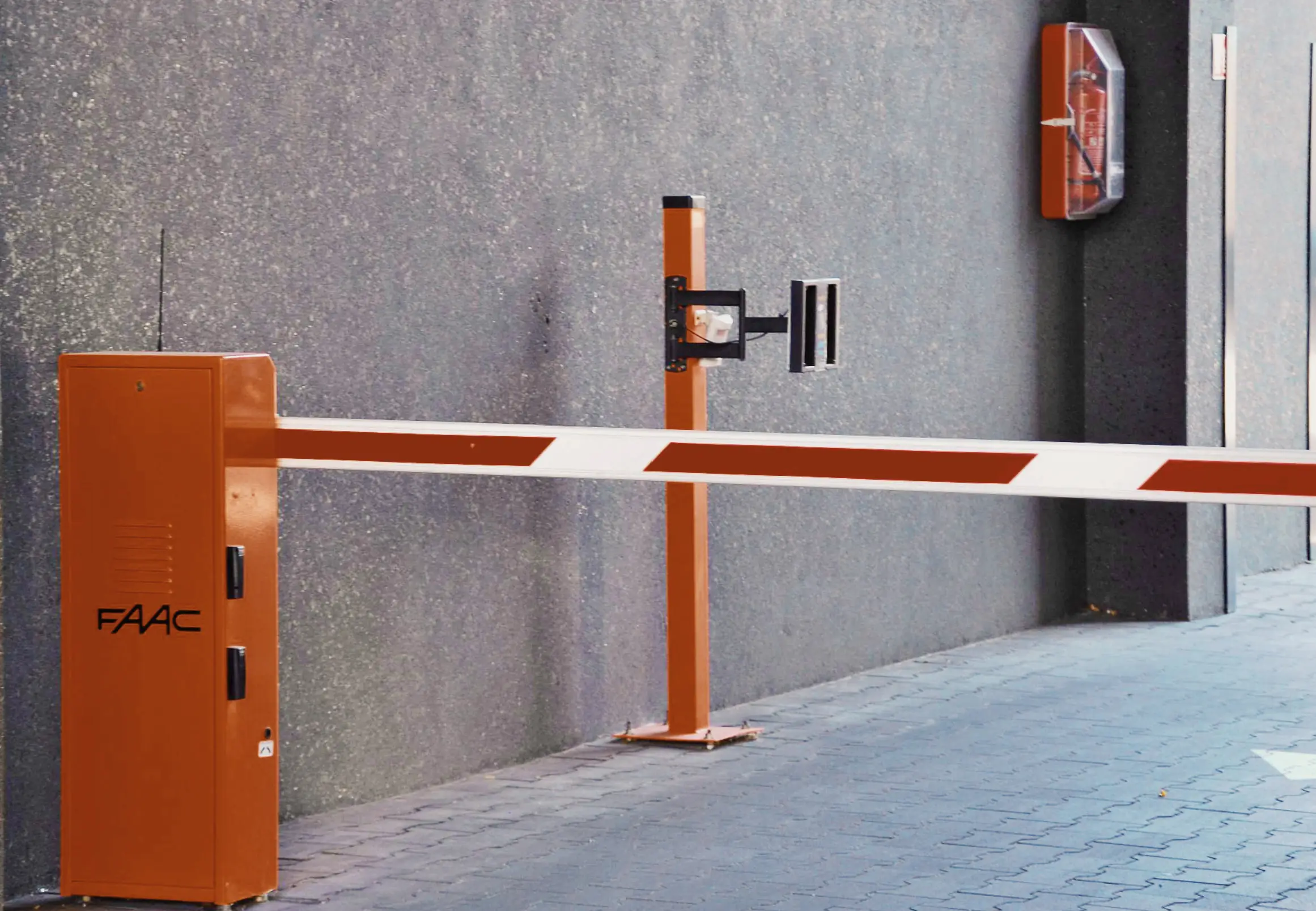 Realizacja systemu parkingowego FAAC - ul. Wólczańska, Łódź